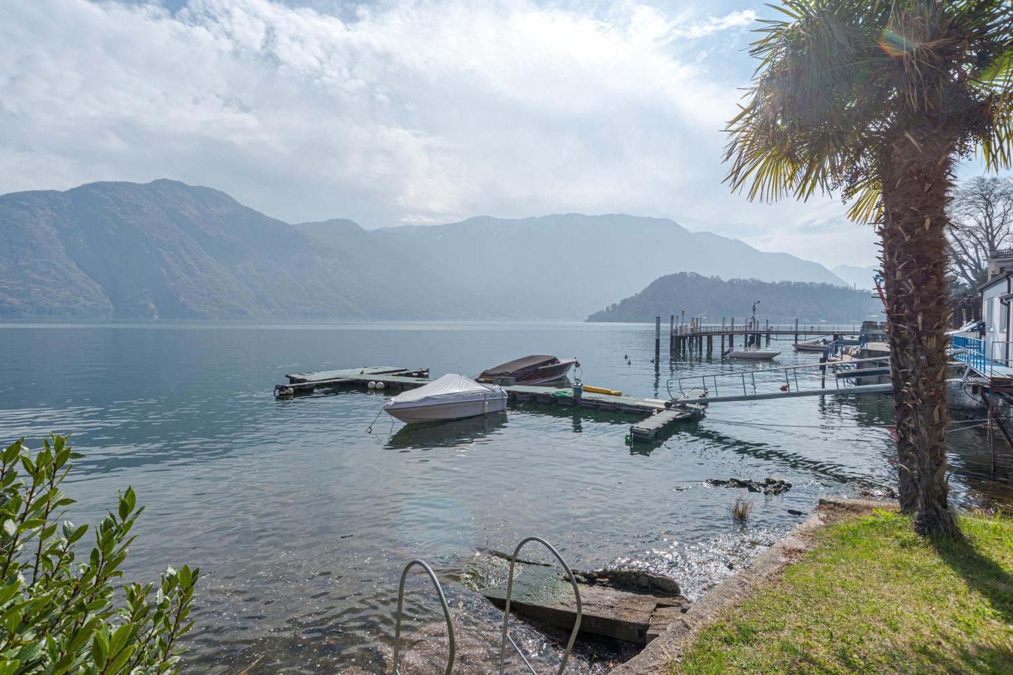 Casetta Al Lago Mezzegra Εξωτερικό φωτογραφία